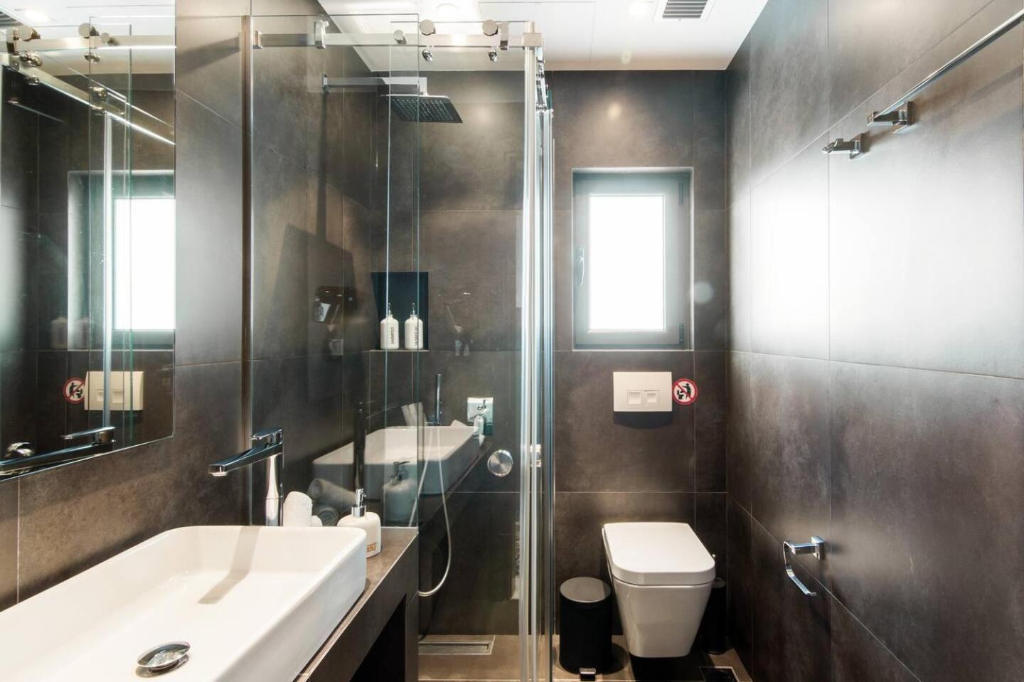 Ma Maison Nο 1, Penthouse, Acropolis And Lycabettus View, Ultra High Speed Internet 300 Mbps, 15' To Acropolis By Metro, 1' From Metro Station Αθήνα Εξωτερικό φωτογραφία