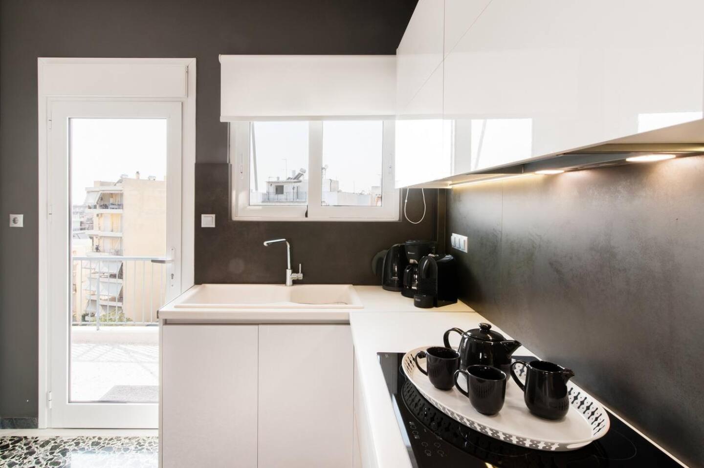 Ma Maison Nο 1, Penthouse, Acropolis And Lycabettus View, Ultra High Speed Internet 300 Mbps, 15' To Acropolis By Metro, 1' From Metro Station Αθήνα Εξωτερικό φωτογραφία