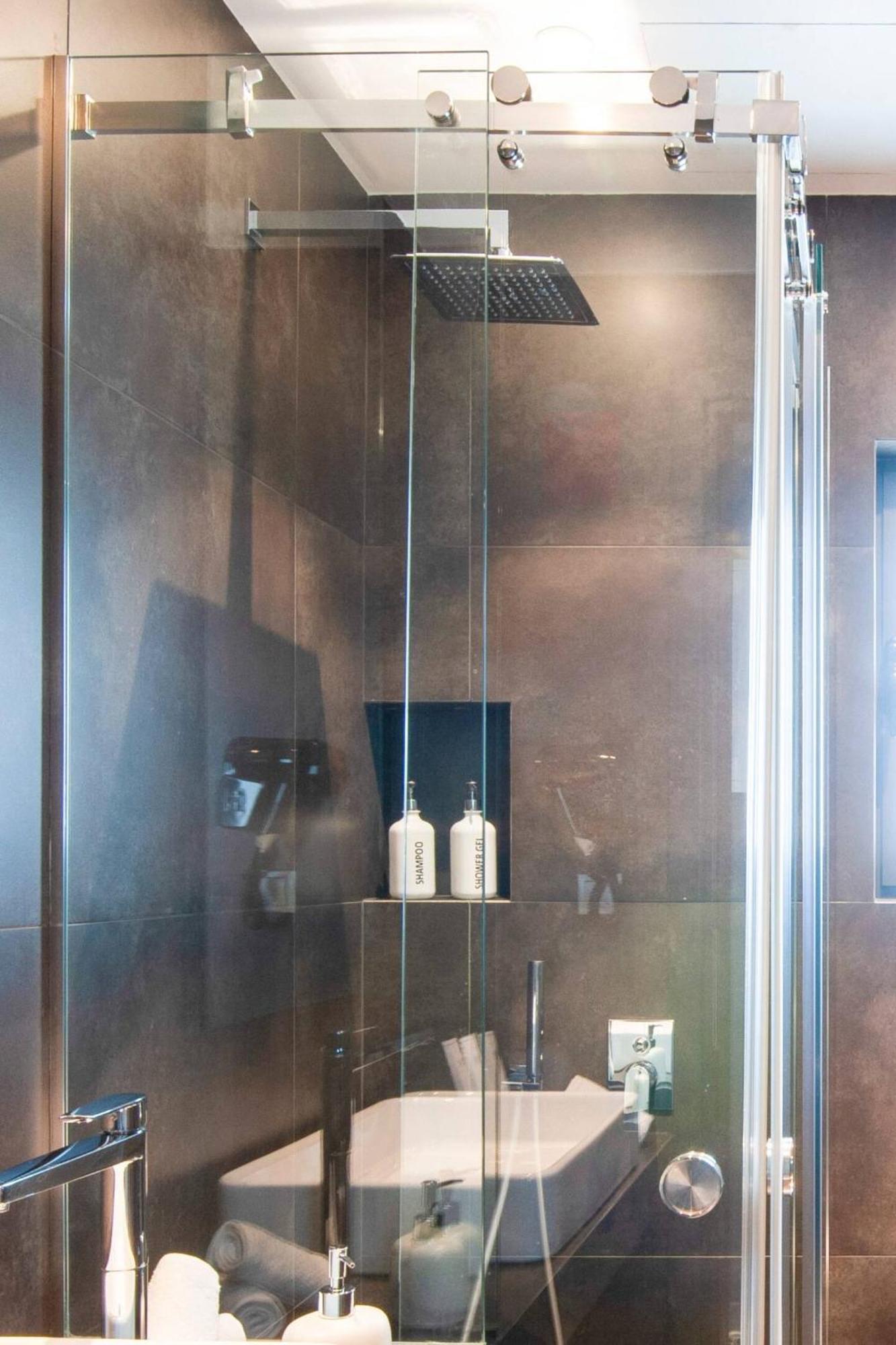 Ma Maison Nο 1, Penthouse, Acropolis And Lycabettus View, Ultra High Speed Internet 300 Mbps, 15' To Acropolis By Metro, 1' From Metro Station Αθήνα Εξωτερικό φωτογραφία